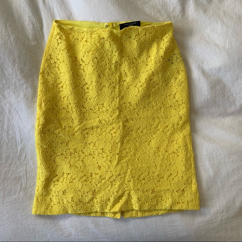 Ann Taylor yellow lace pencil skirt